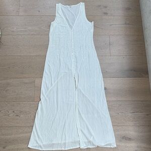 Devon Windsor White Sleeveless Maxi Dress